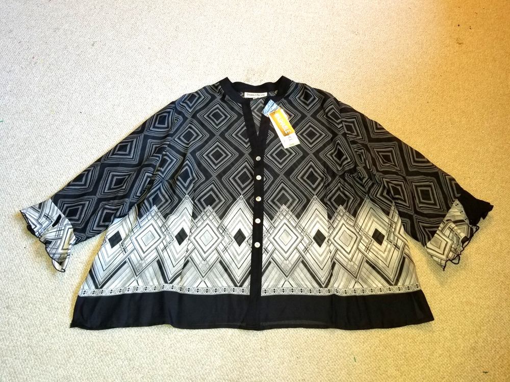 NWT $96 Womens Top-DANNY & NICOLE-black/grey silky sheer button-up 3/4 slv-26W